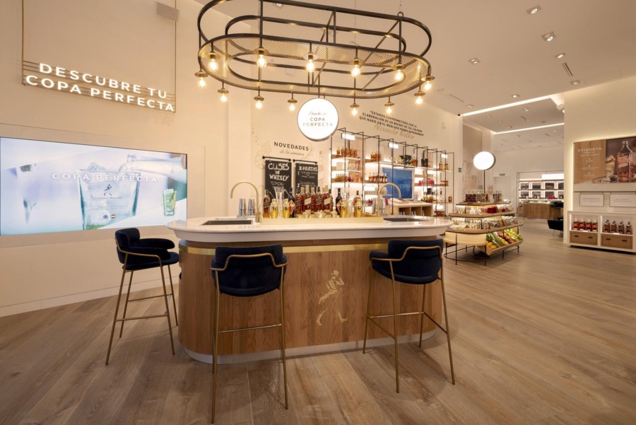 Johnnie Walker - Perfect Serve